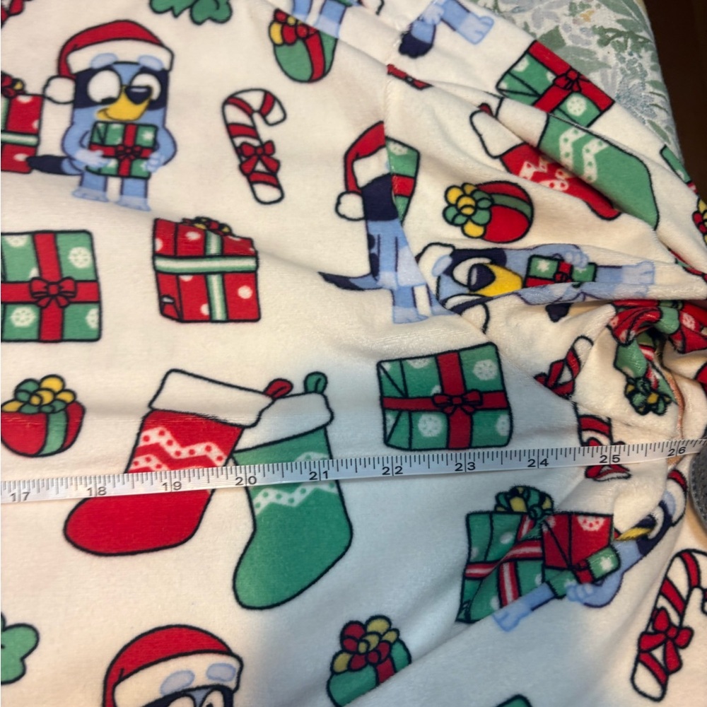 Bluey licensed 2-piece Christmas pajama set xl men women top bottoms xl - Picture 9 of 9